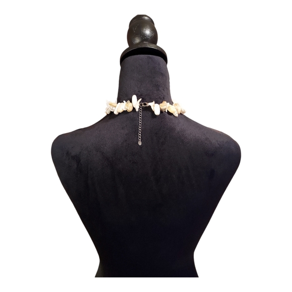 NWOT Neutral Colored Stone Necklace OS - Picture 5 of 9